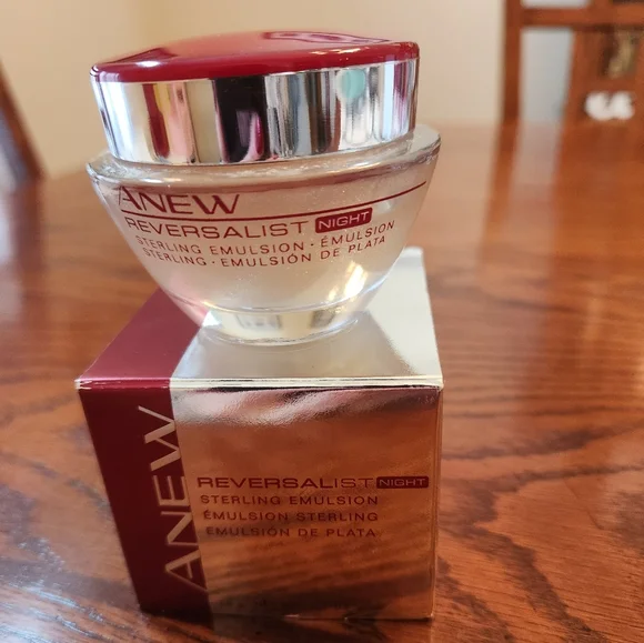 Avon Anew Reverlist Sterling Emulsion Night - Picture 1 of 3